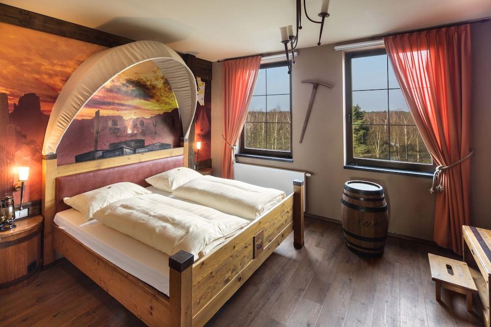 Heide Park Abenteuerhotel Золтау Екстериор снимка