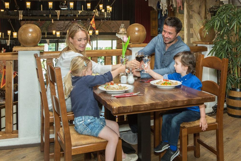 Heide Park Abenteuerhotel Золтау Екстериор снимка