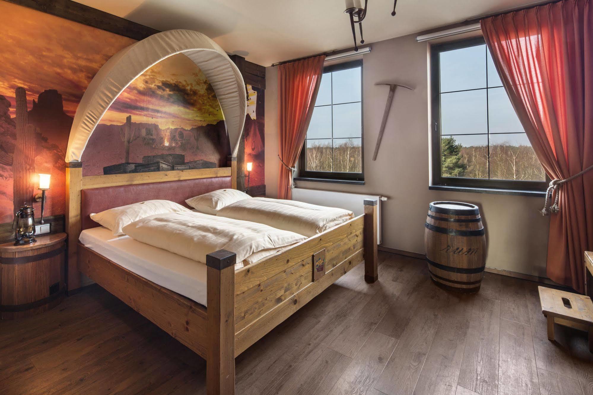 Heide Park Abenteuerhotel Золтау Екстериор снимка