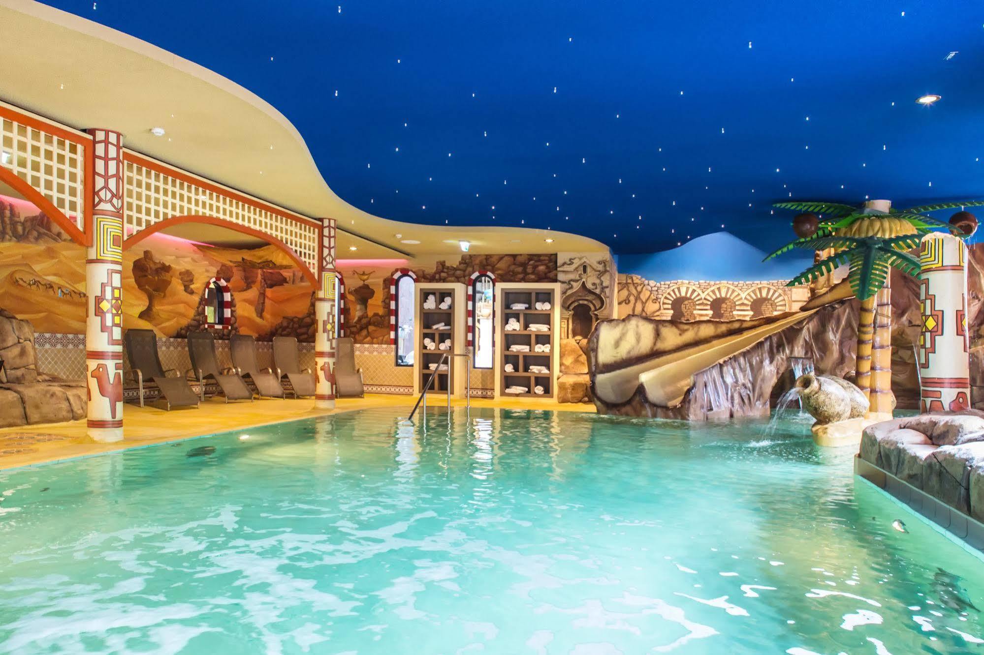 Heide Park Abenteuerhotel Золтау Екстериор снимка